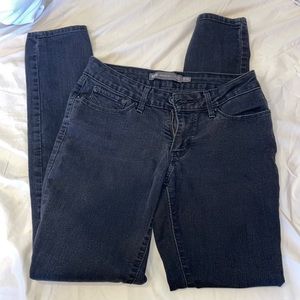 Levi’s, Bold Curve, Mid Rise, Skinny, 8/29